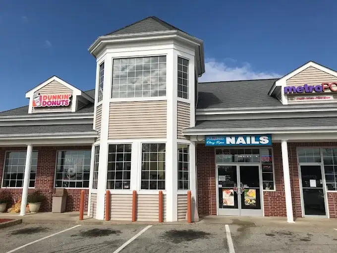 Nail Salon Cuyahoga Falls | H&M Nail Spa | OH 44223